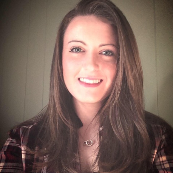 Meet your Posher, Megan - Picture 1 of 1